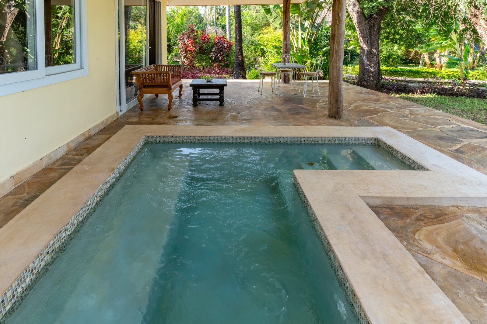 Villa Deluxe private plunge pool and garden terrace