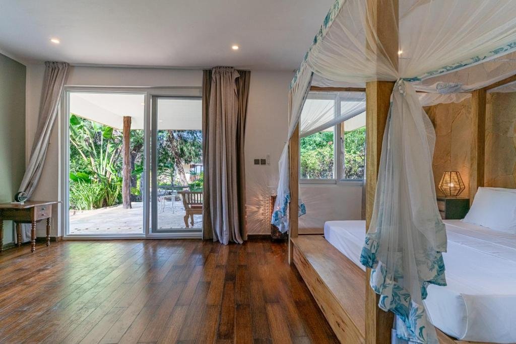 Villa Deluxe with jacuzzi and garden